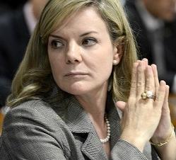 ‘Reforma da Previdência é baseada em argumentos falsos’, diz Gleisi Hoffmann