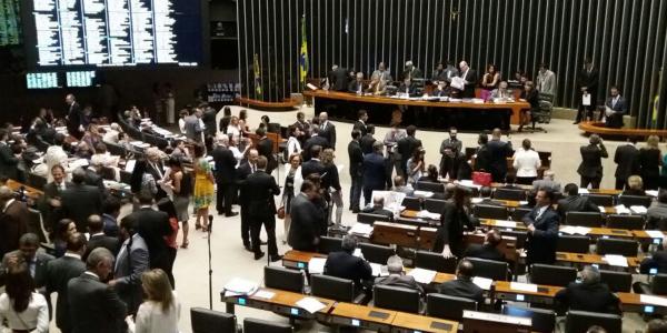 Maia amplia prazo para apresentar emenda à reforma da Previdência