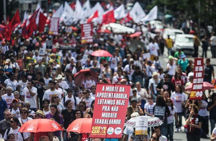 Rumo à greve geral, centrais convocam os trabalhadores para 1º de maio histórico