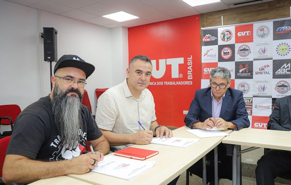 Campanha salarial conquista aumento real e direitos garantidos